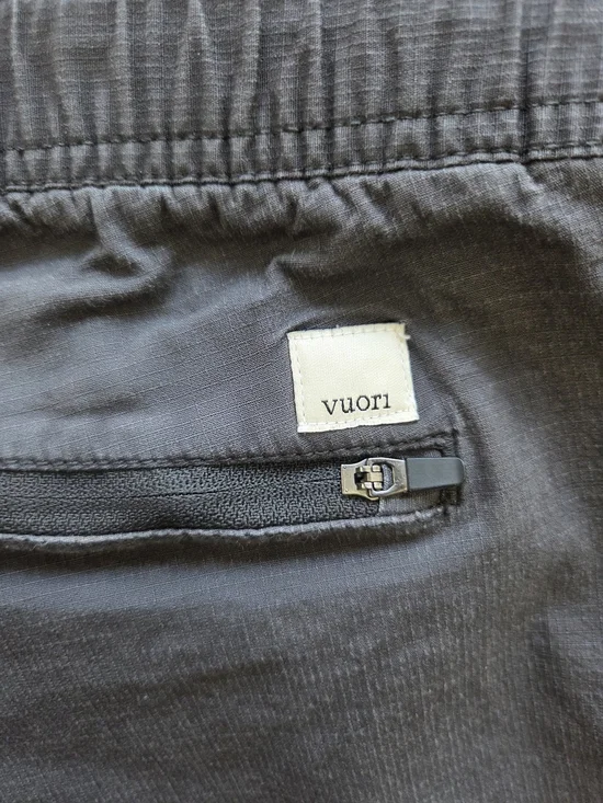 Vuori Women's Ripstop Pants Five-Pocket Design in Charcoal Grey, Size Large - Picture 9 of 10